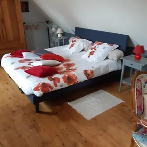 https://les-coquelicots.inbrittany.com