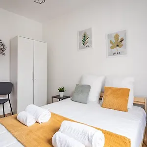 https://le-gardelle-jolie-maison-de-ville-avec-2-chambres-au.inbrittany.com